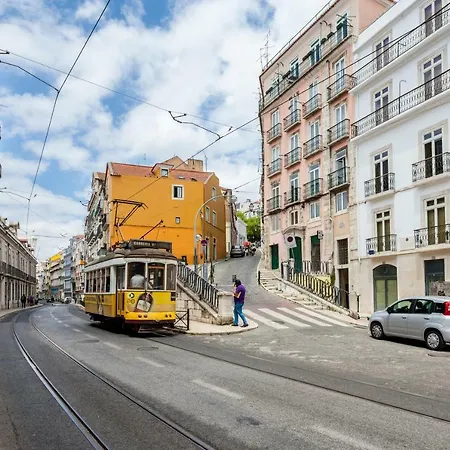 Feels Like Baixa Chic With Garden Oasis