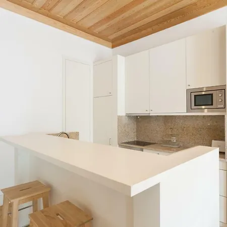 Feels Like Baixa Chic With Garden Oasis